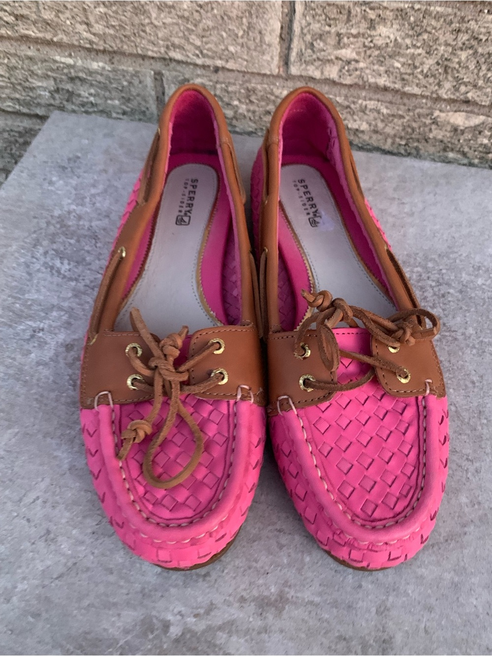 Sperry  Audrey Woven Leather Shoes vibrant pink with brown leather size 9